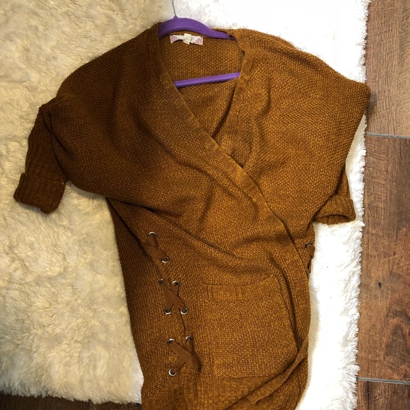 Burnt orange cardigan sweater with ties on side - Picture 3 of 3